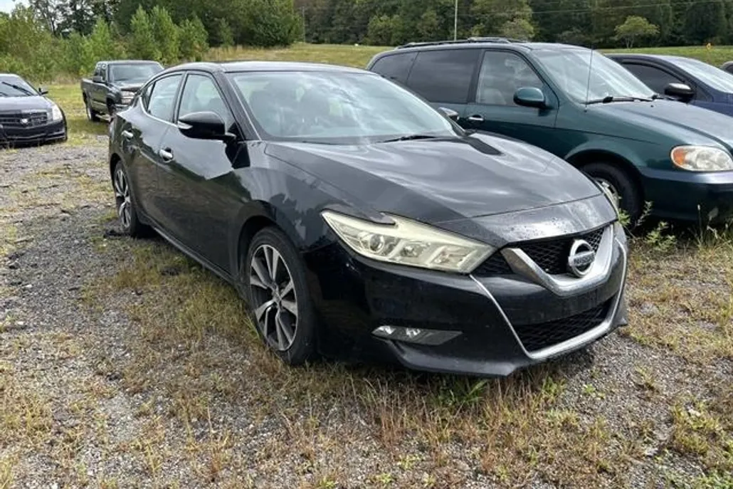 2017 Nissan Maxima SL photo 1
