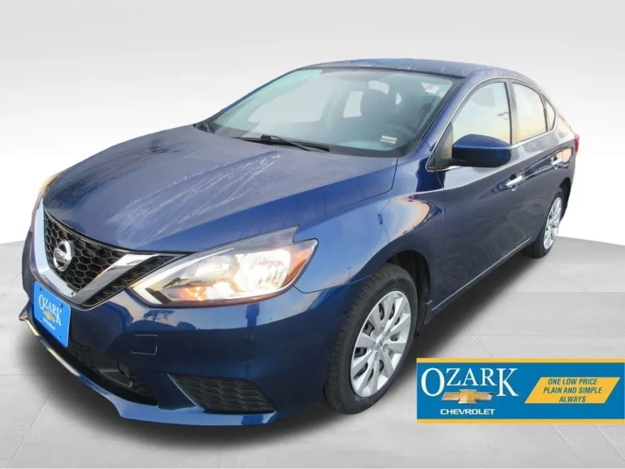 2019 Nissan Sentra S photo 1