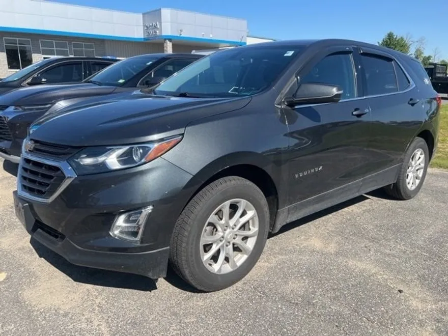 2018 Chevrolet Equinox LT photo 1