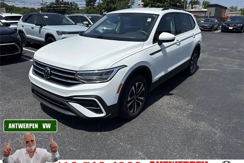 2022 Volkswagen Tiguan S photo 1