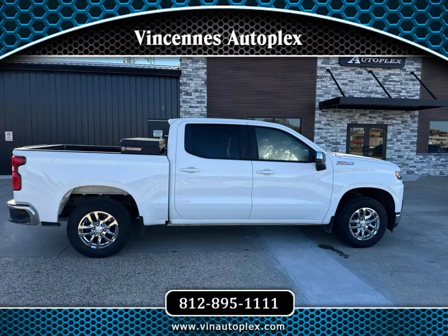 2022 Chevrolet Silverado 1500 LT photo 1