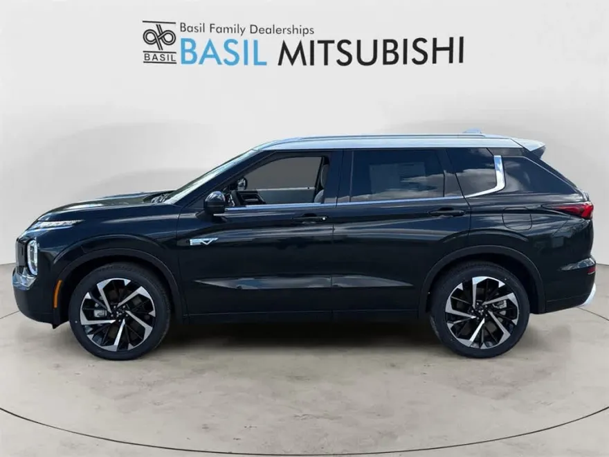 2025 Mitsubishi Outlander PHEV SEL Platinum photo 1