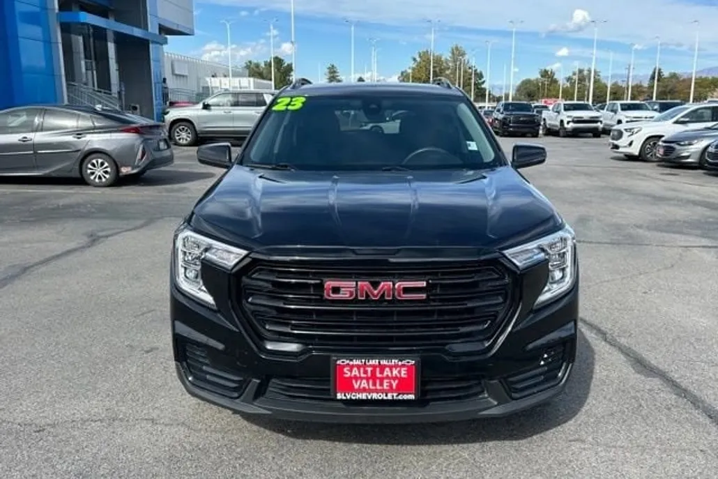 2023 Gmc Terrain SLE photo 1