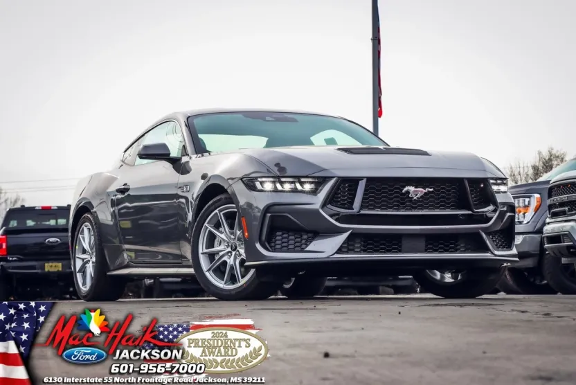 2025 Ford Mustang GT Premium photo 1