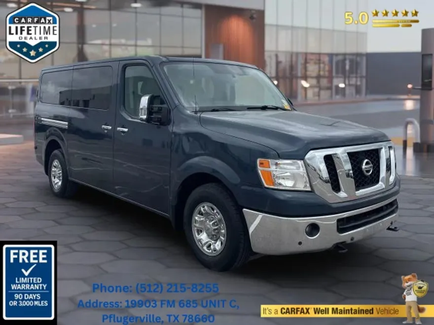 2018 Nissan NV3500 HD Passenger SL photo 1