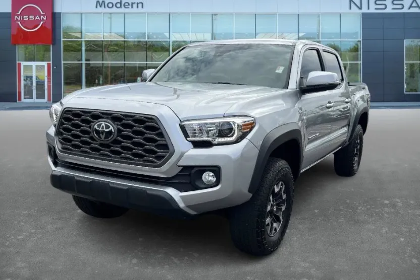 2023 Toyota Tacoma TRD Off-Road photo 1