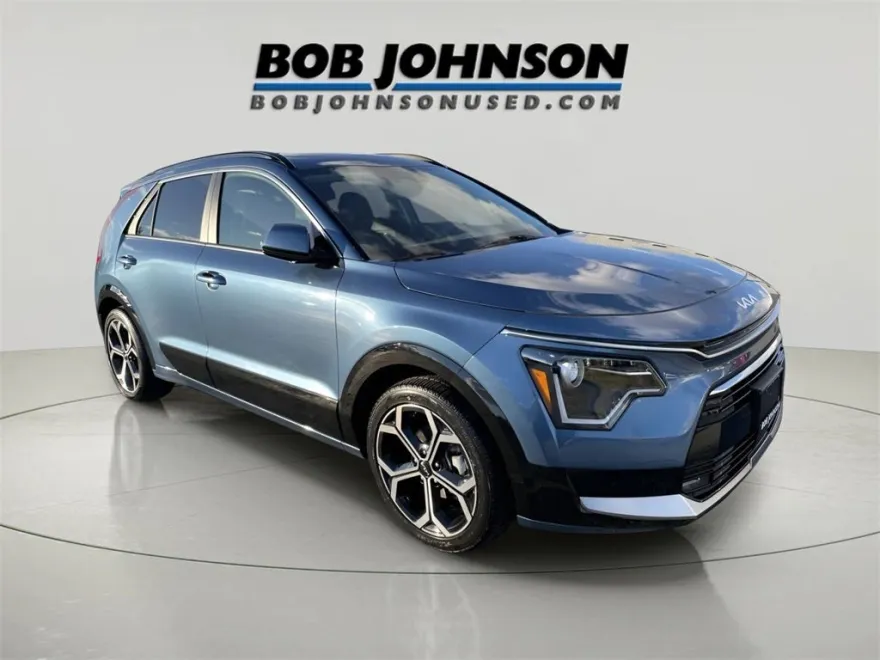 2023 Kia Niro EX Touring photo 1