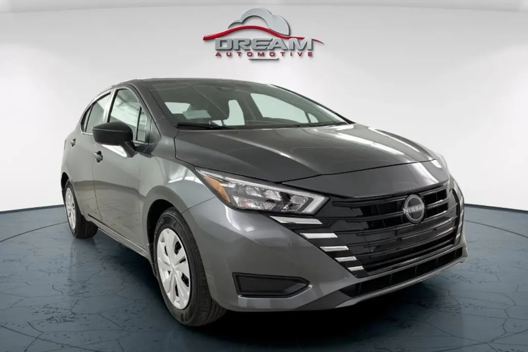 2025 Nissan Versa S photo 1