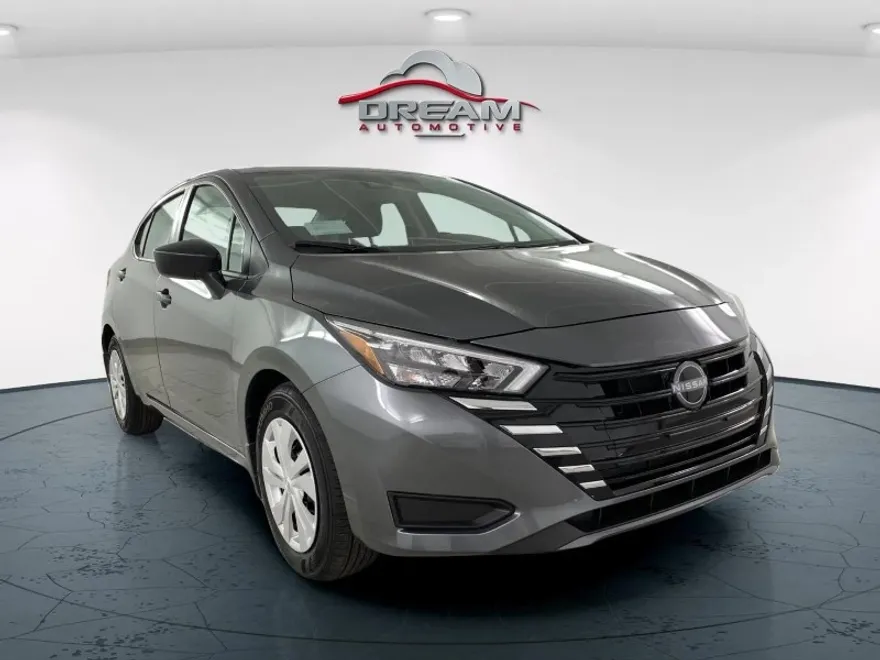 2025 Nissan Versa S photo 1