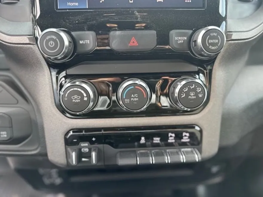 2025 Ram 3500 Tradesman photo 21