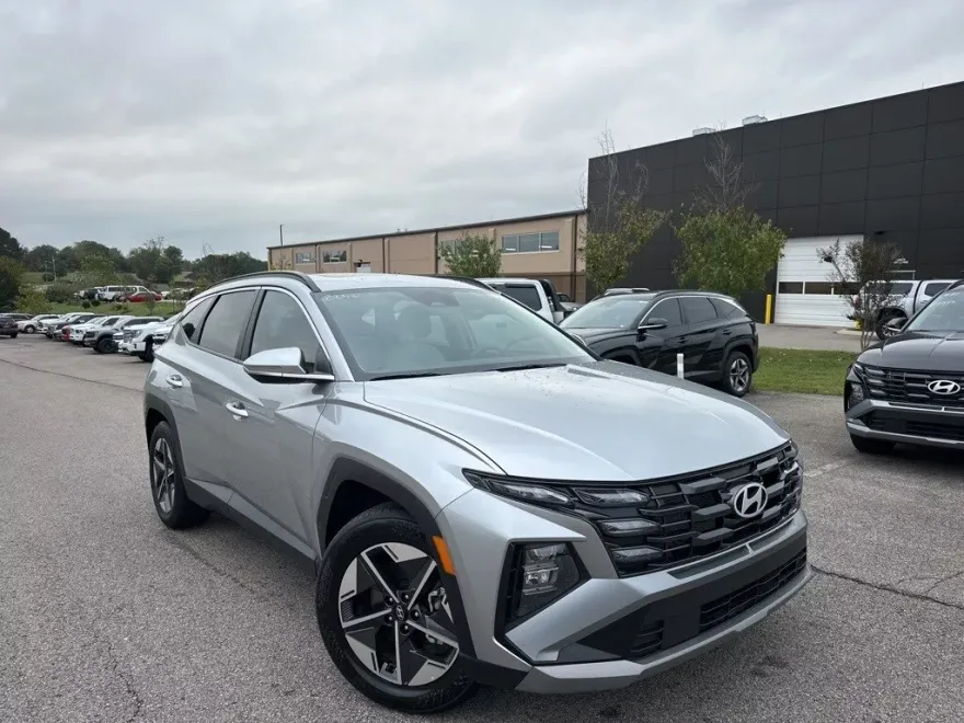 2025 Hyundai Tucson SEL Convenience photo 1