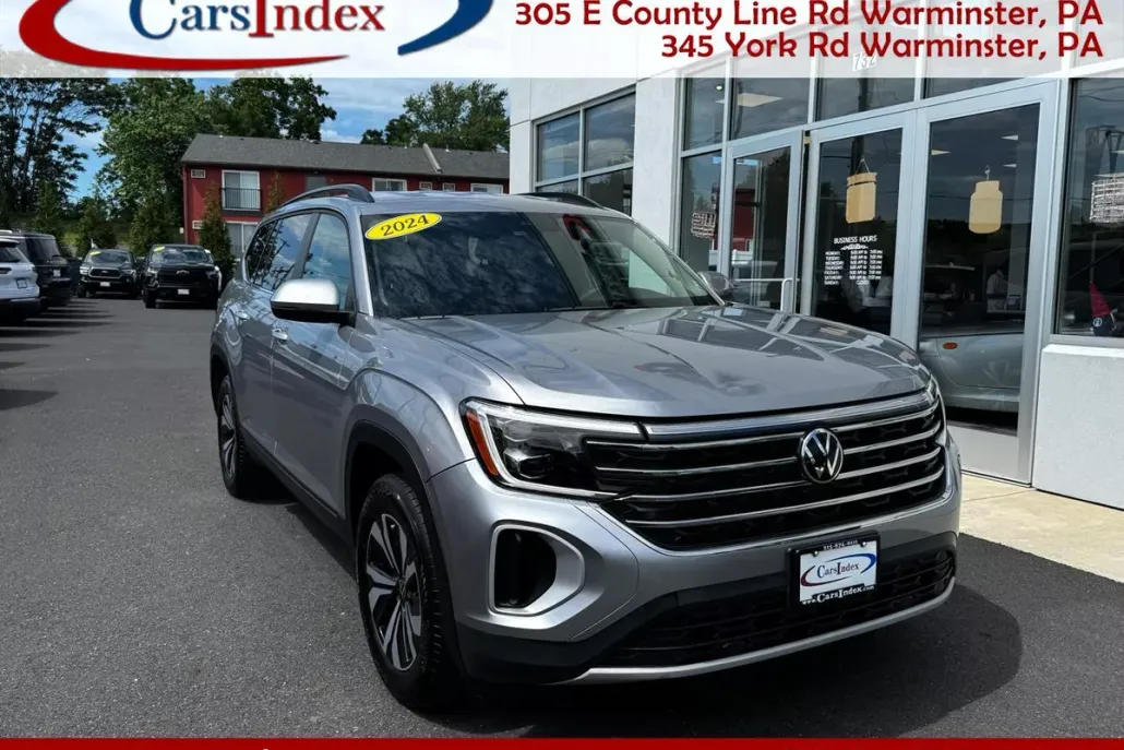 2024 Volkswagen Atlas SE photo 1