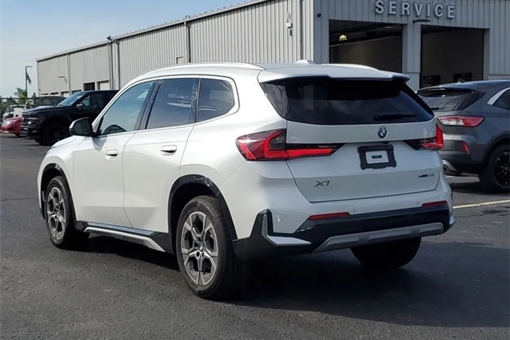 2025 Bmw X1 XDrive28i photo 1