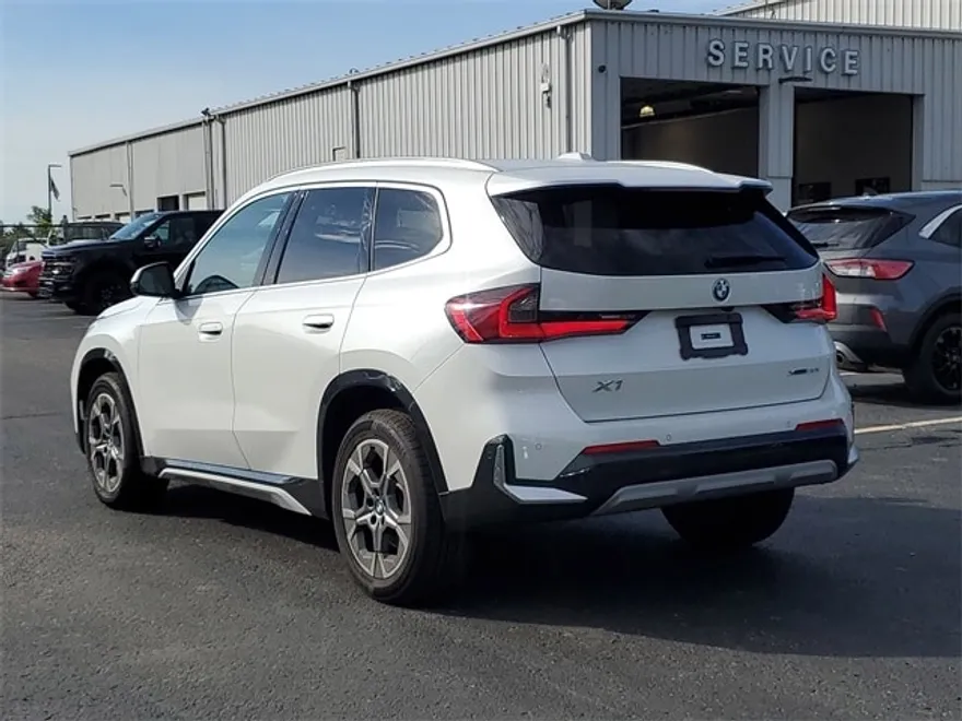 2025 Bmw X1 XDrive28i photo 1
