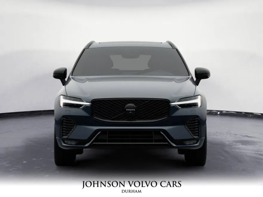 2026 Volvo XC60 B5 photo 1