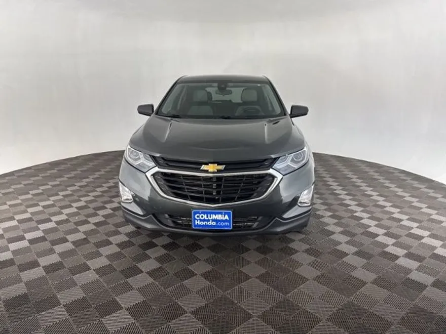 2021 Chevrolet Equinox LS photo 1