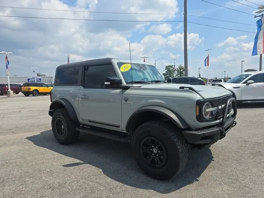 2021 Ford Bronco First Edition photo 1