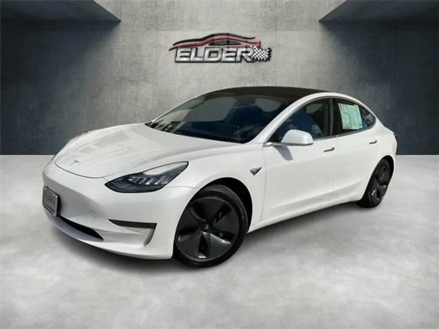 2020 Tesla Model 3 Long Range photo 1