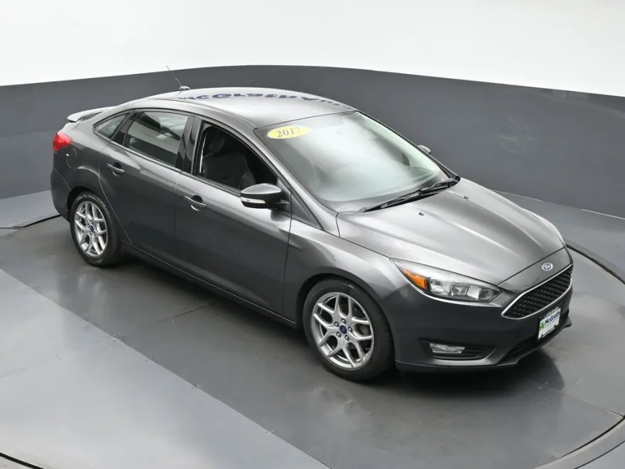 2015 Ford Focus SE photo 1