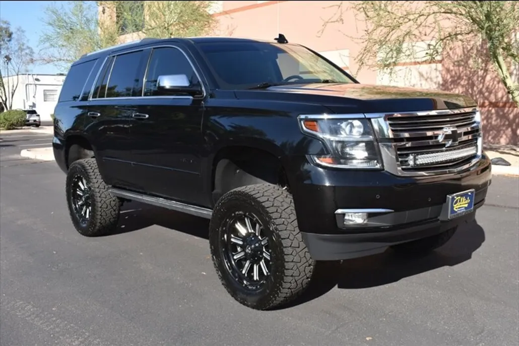 2018 Chevrolet Tahoe Premier photo 1