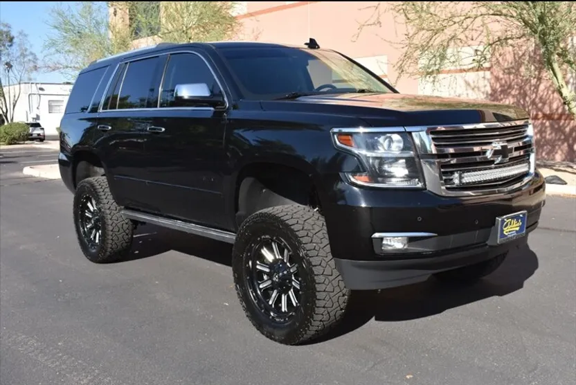 2018 Chevrolet Tahoe Premier photo 1