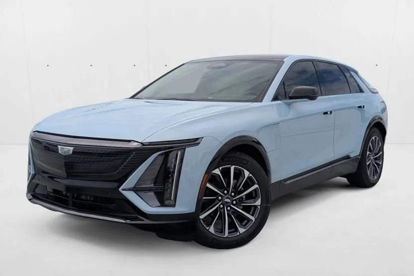 2026 Cadillac Lyriq Sport photo 1