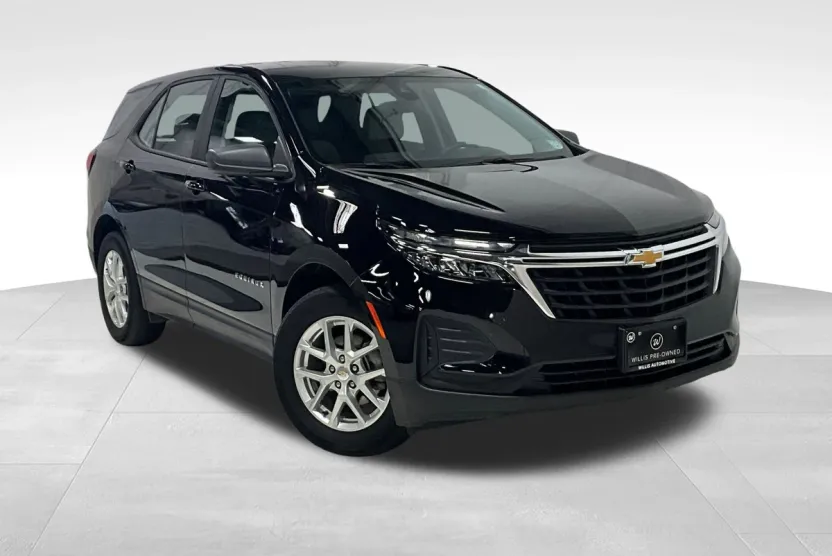 2024 Chevrolet Equinox LS photo 1