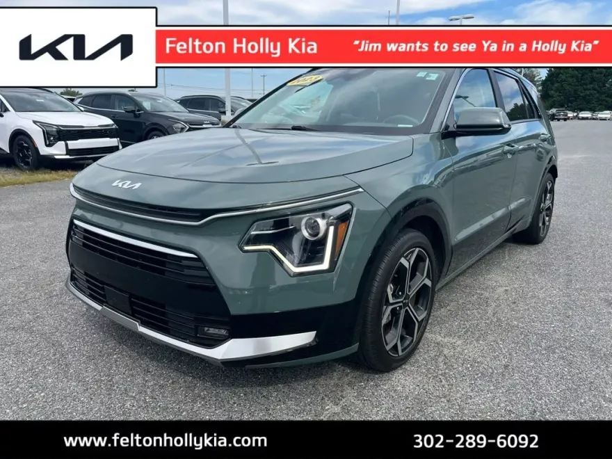 2023 Kia Niro EX Touring photo 1