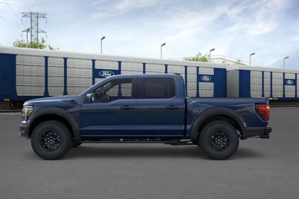 2025 Ford F-150 Raptor photo 1