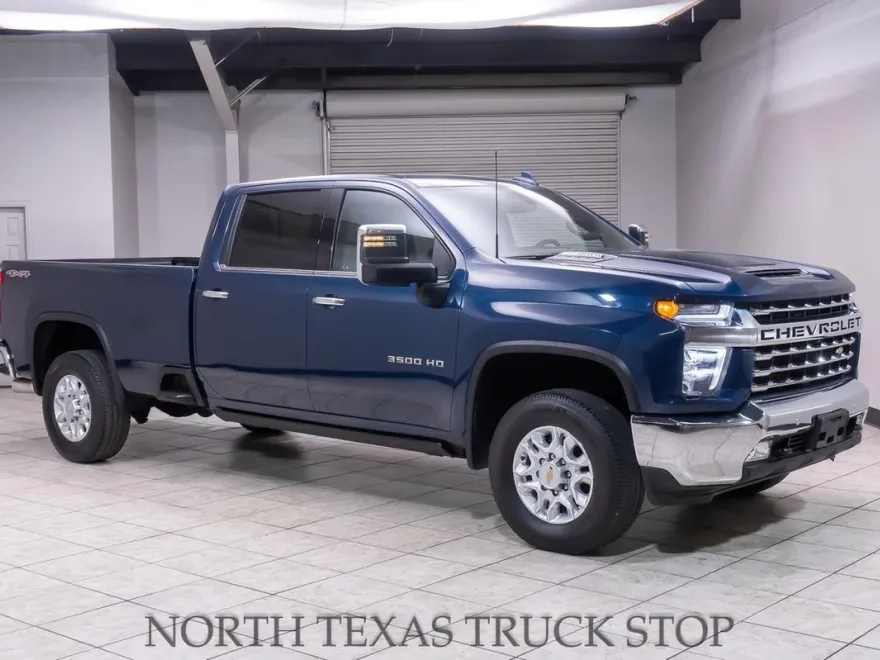 2022 Chevrolet Silverado 3500HD LTZ photo 1
