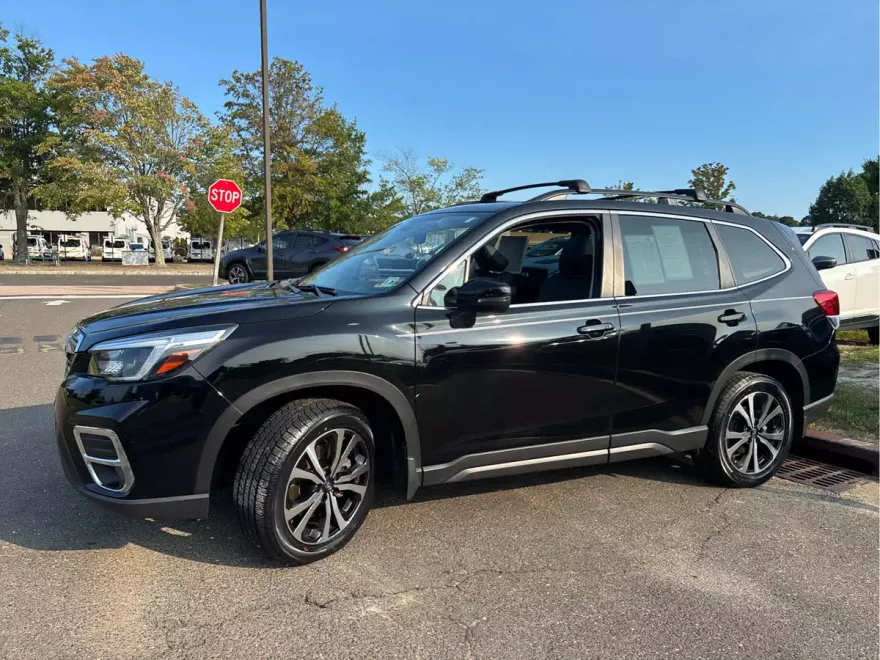 2021 Subaru Forester Limited photo 1
