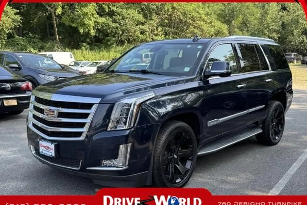 2020 Cadillac Escalade Luxury photo 1