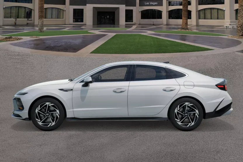 2026 Hyundai Sonata SEL Sport photo 1