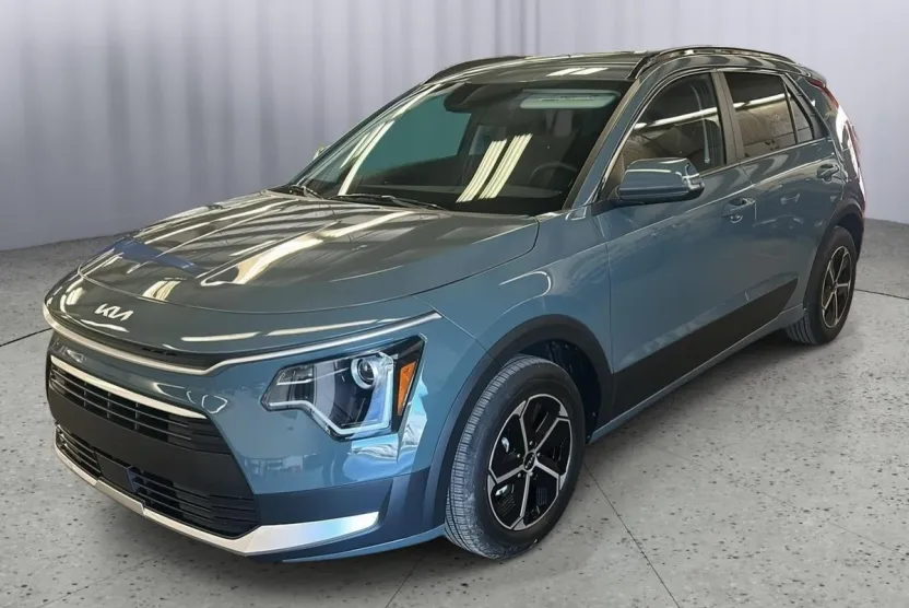 2025 Kia Niro EX photo 1