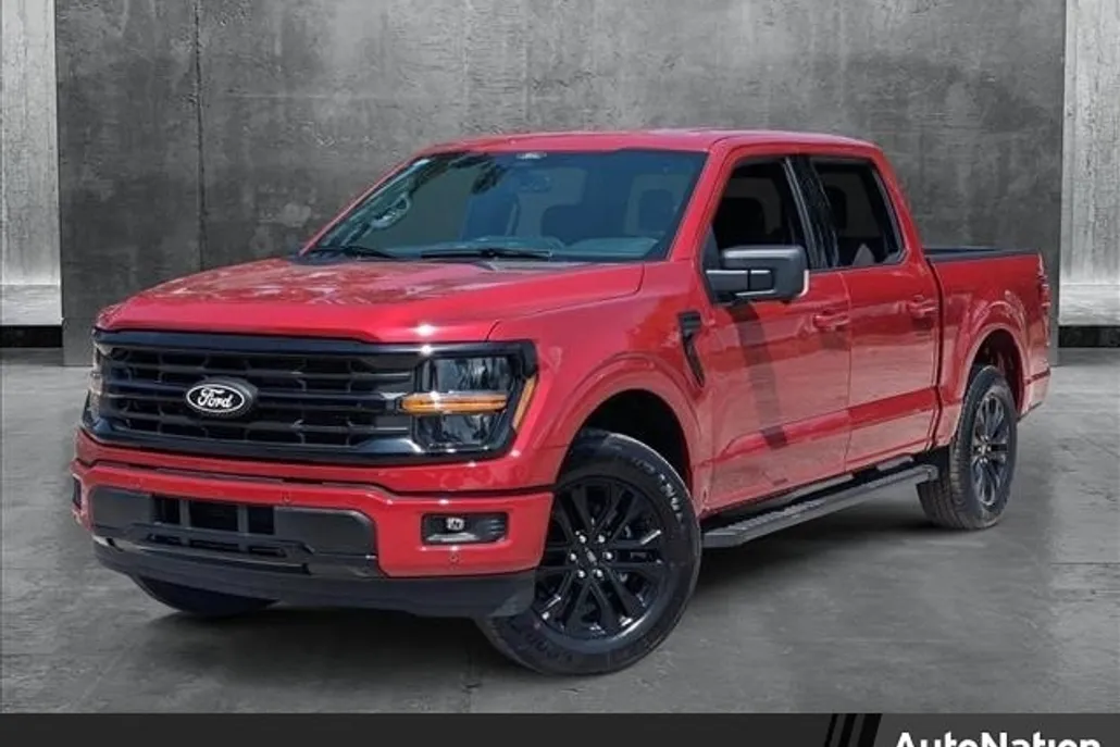 2025 Ford F-150 XLT photo 1