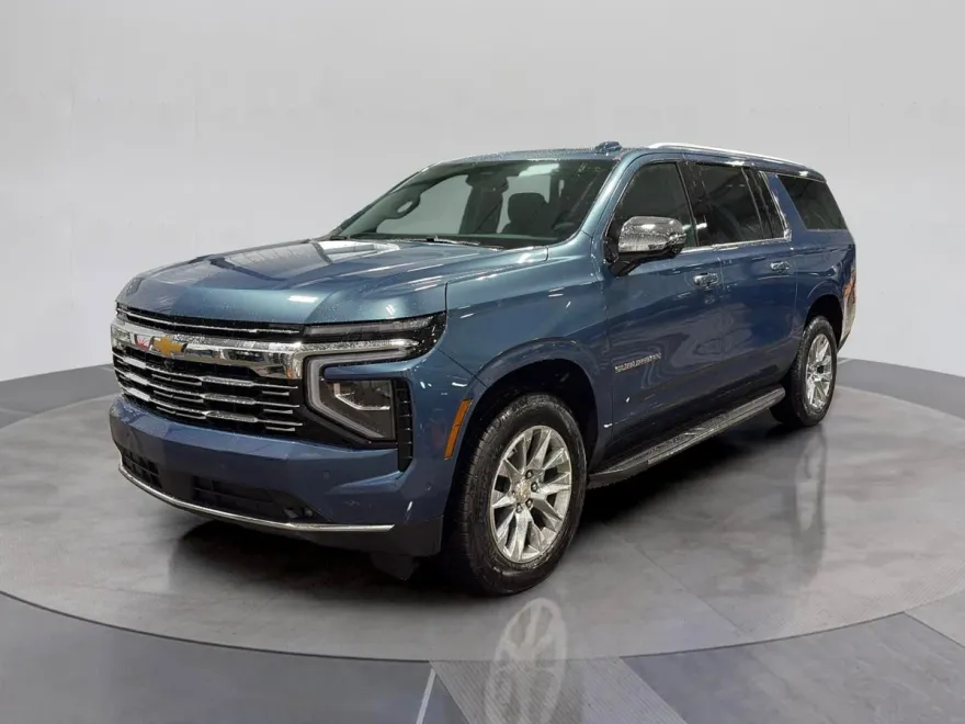 2025 Chevrolet Suburban Premier photo 1