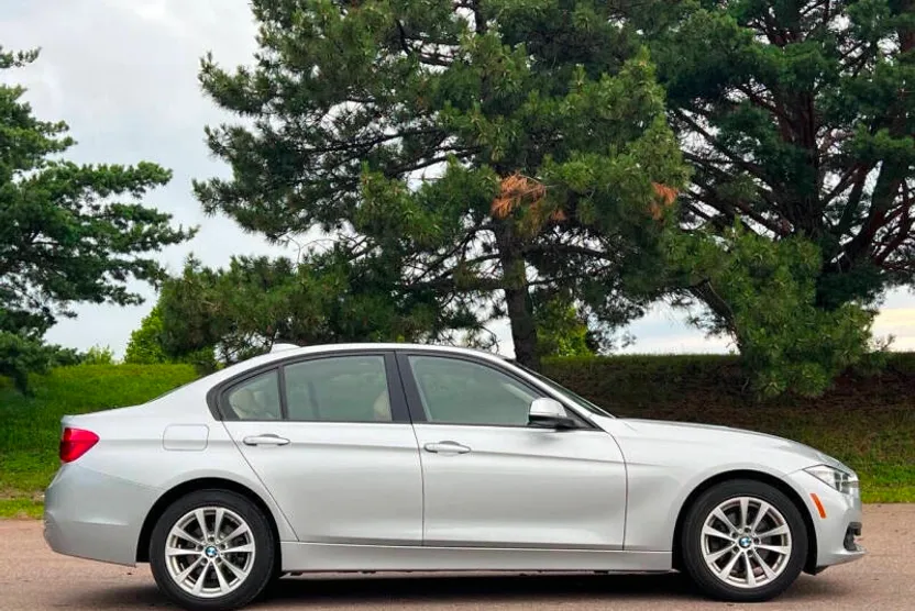 2017 Bmw 320i xDrive SA photo 1
