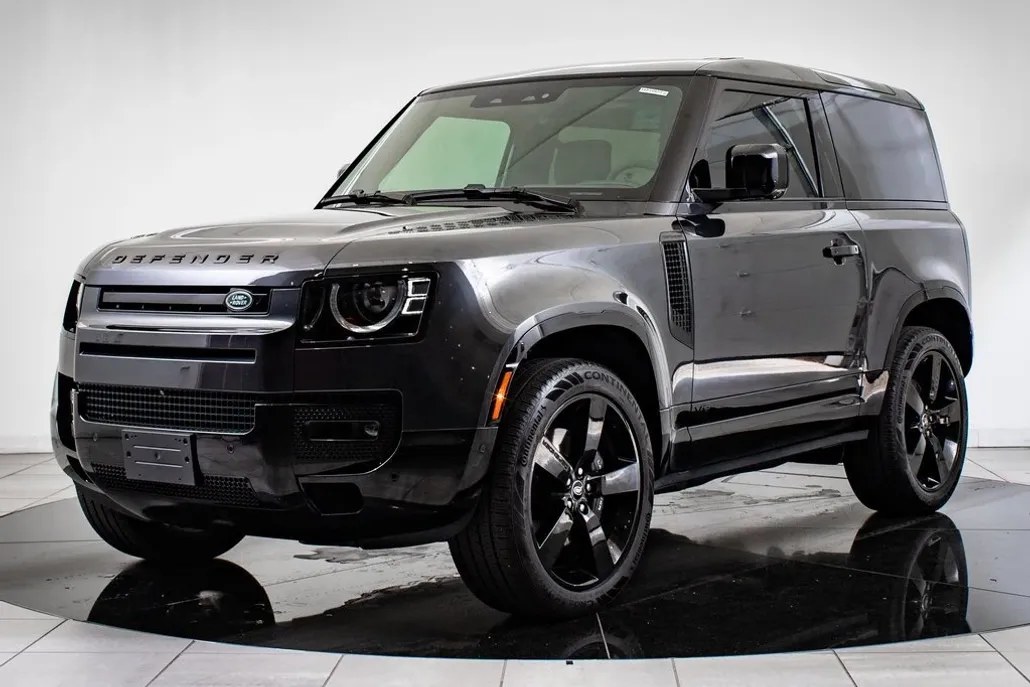 2023 Land Rover Defender 90 V8 photo 1