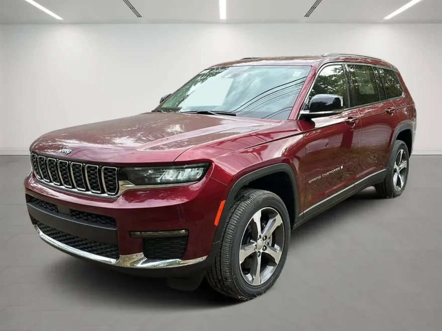 2023 Jeep Grand Cherokee L photo 1