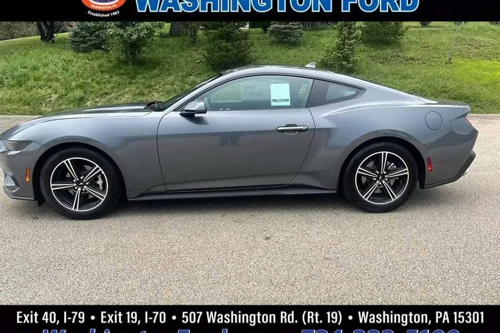 2025 Ford Mustang EcoBoost photo 1