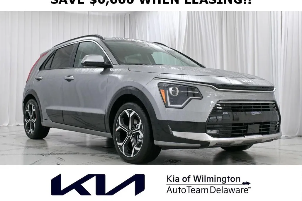 2025 Kia Niro EX Touring photo 1