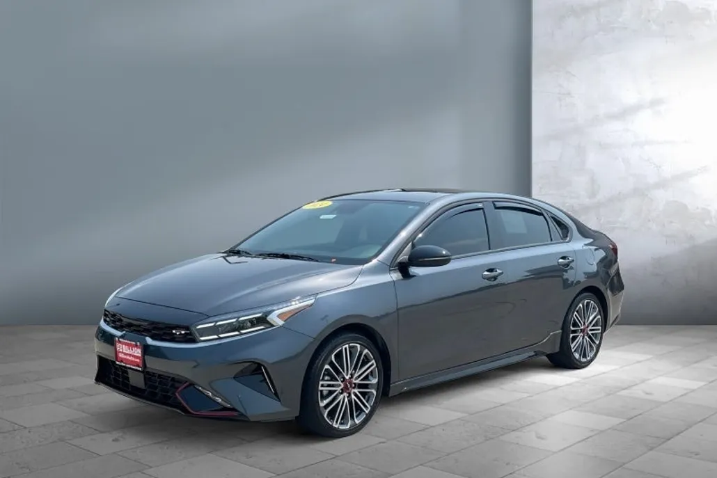 2024 Kia Forte GT photo 1