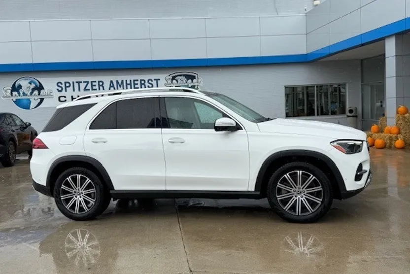 2024 Mercedes Benz GLE 450 4MATIC photo 1