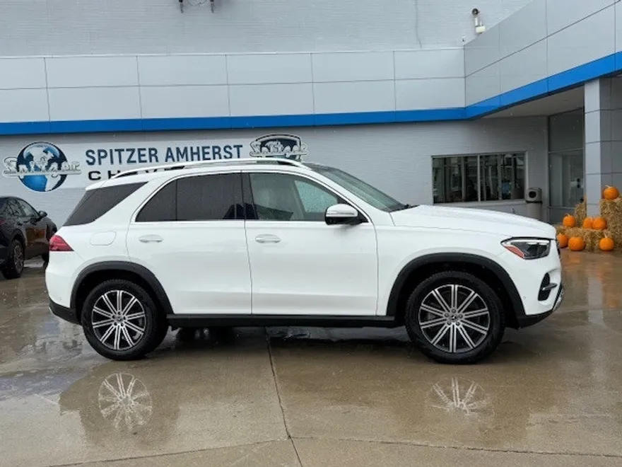 2024 Mercedes Benz GLE 450 4MATIC photo 1