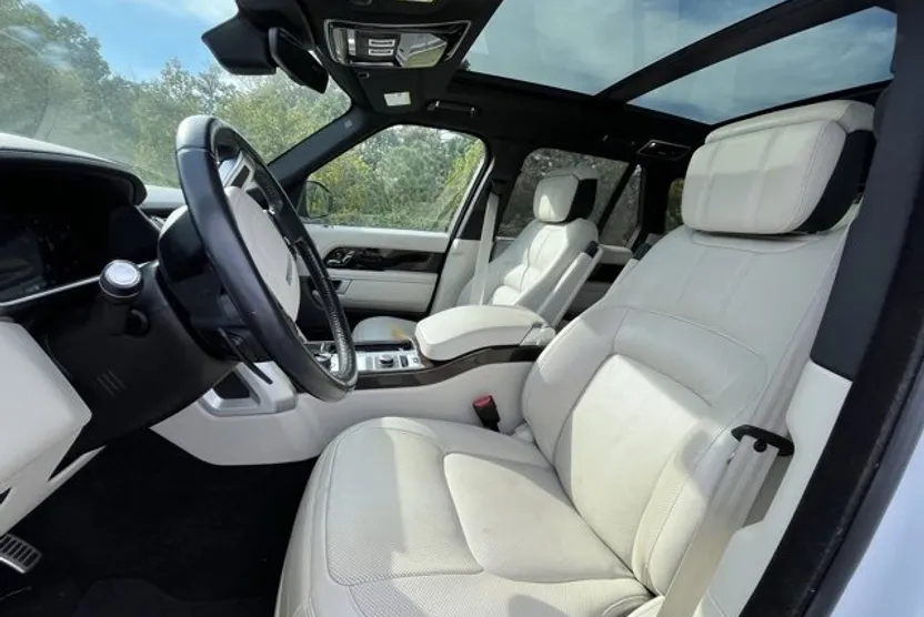 2021 Land Rover Range Rover P525 HSE HSE Westminster Edition photo 1