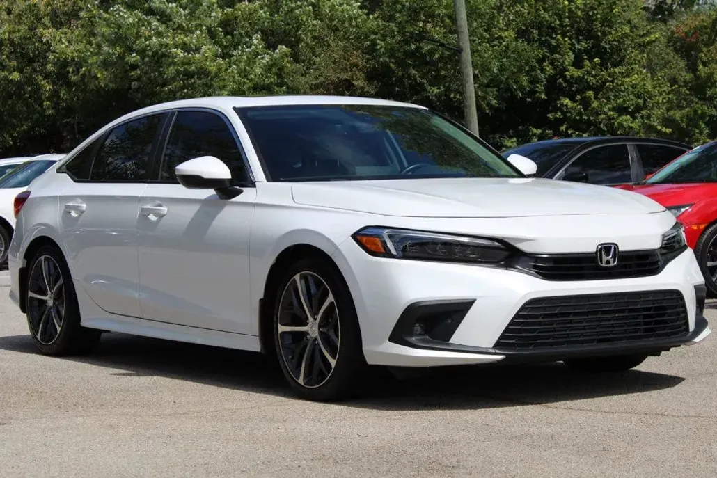 2024 Honda Civic Touring photo 1