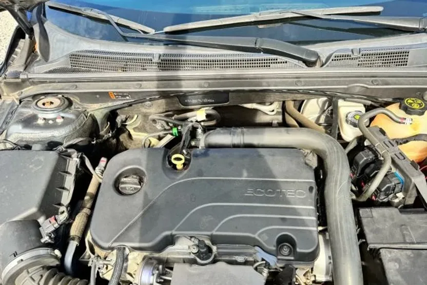 2020 Chevrolet Malibu LS photo 1