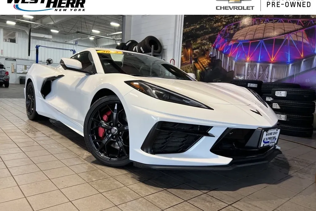 2022 Chevrolet Corvette Stingray 2LT photo 1