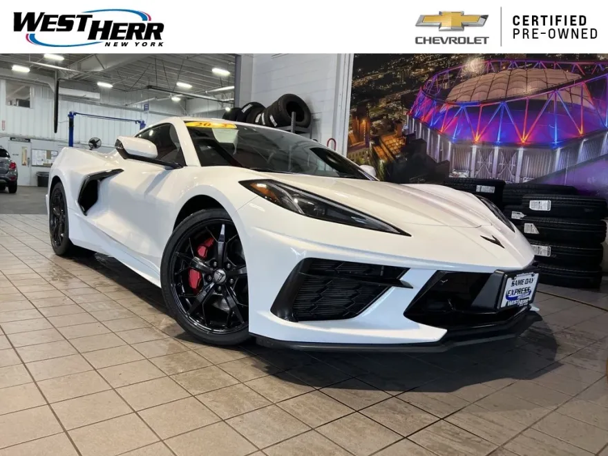2022 Chevrolet Corvette Stingray 2LT photo 1