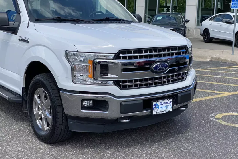 2020 Ford F-150 XLT photo 1